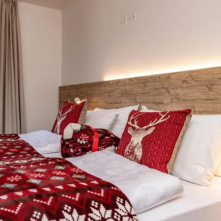 Hotel Kronplatzer Hof 3*